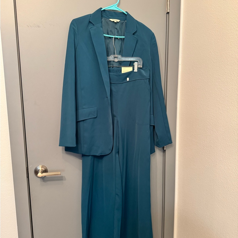 Max Studio Teal Pantsuit